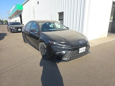 2025 Toyota Camry SE 4DR Sedan