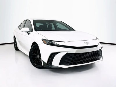 2025 Toyota Camry SE 4DR Sedan
