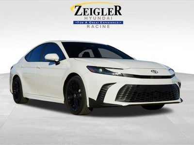 2025 Toyota Camry SE 4DR Sedan