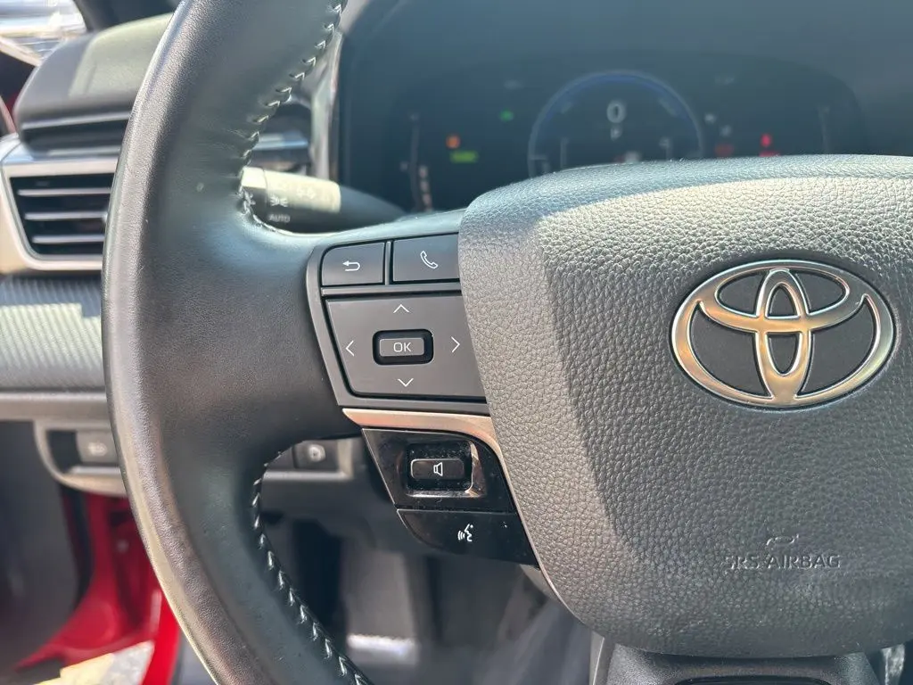 2025 Toyota Camry - $26,599