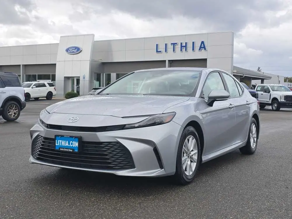2025 Toyota Camry - $28,750