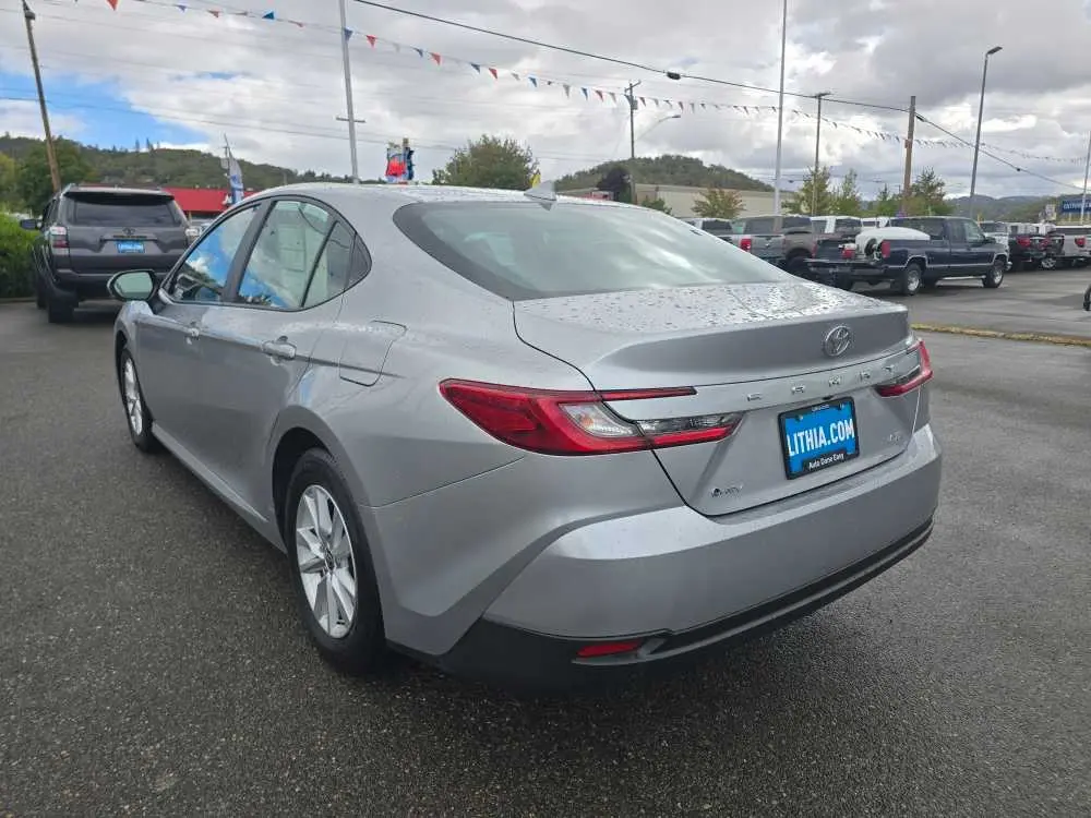 2025 Toyota Camry - $28,750