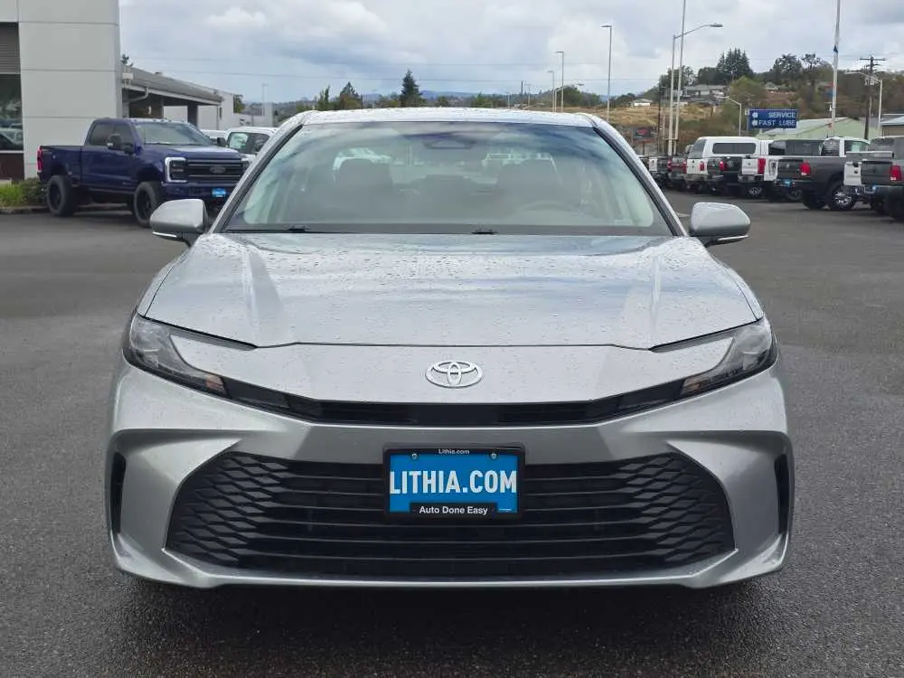 2025 Toyota Camry - $28,750