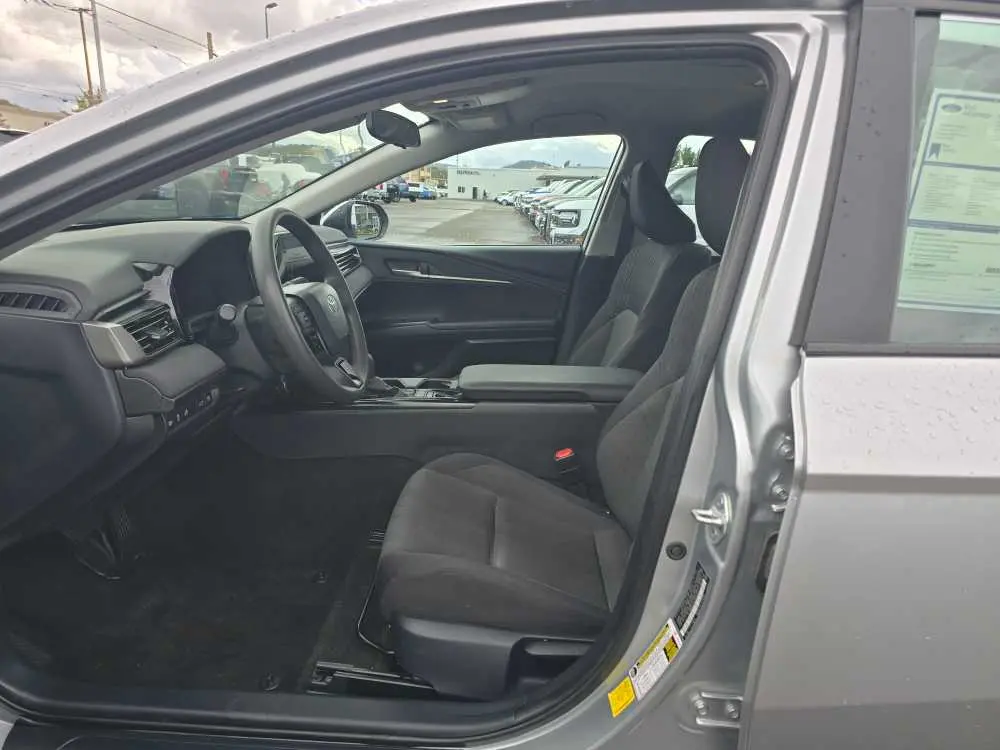2025 Toyota Camry - $28,750