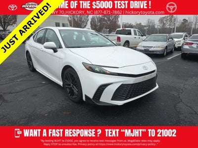 2025 Toyota Camry SE 4DR Sedan