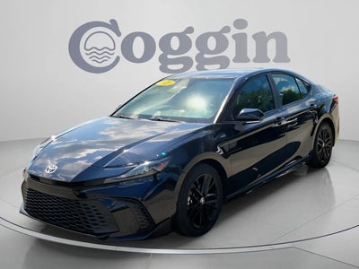 2025 Toyota Camry SE 4DR Sedan