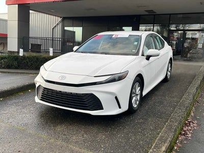 2025 Toyota Camry LE 4DR Sedan