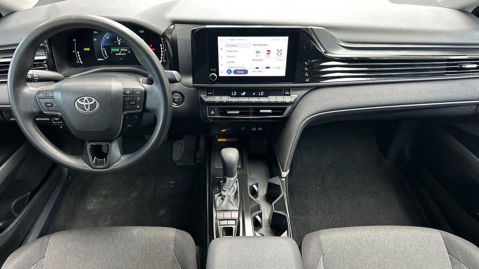 2025 Toyota Camry LE