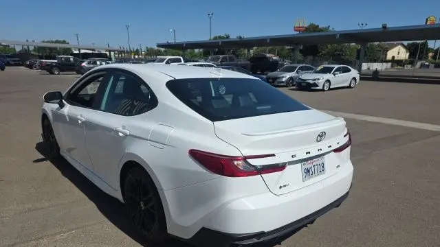 2025 Toyota Camry SE