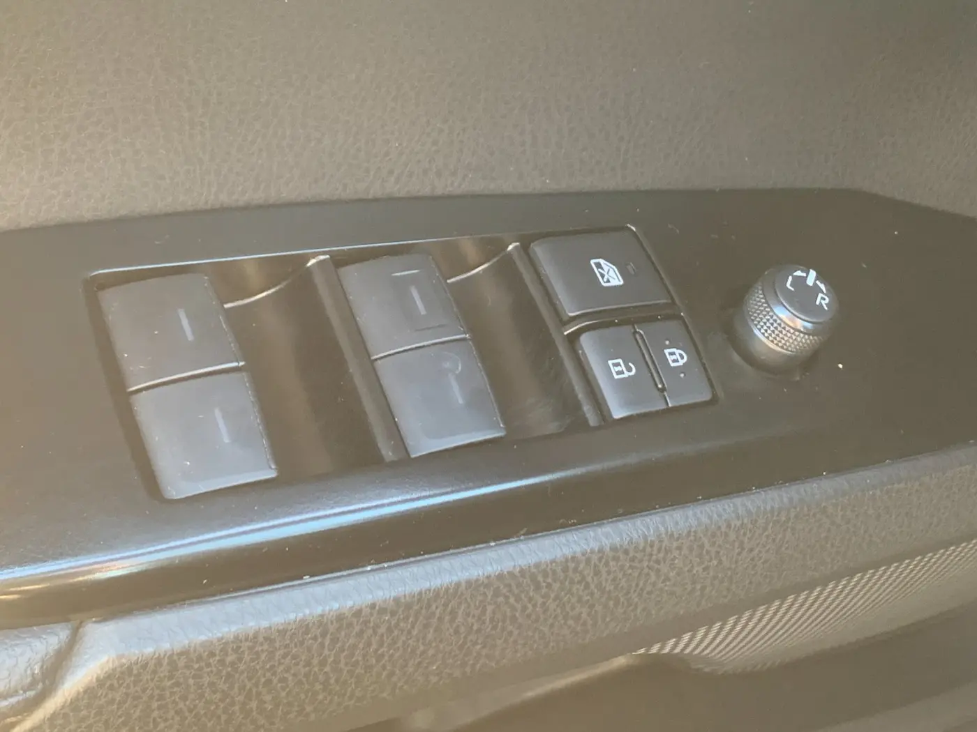 2025 Toyota Camry - $33,445