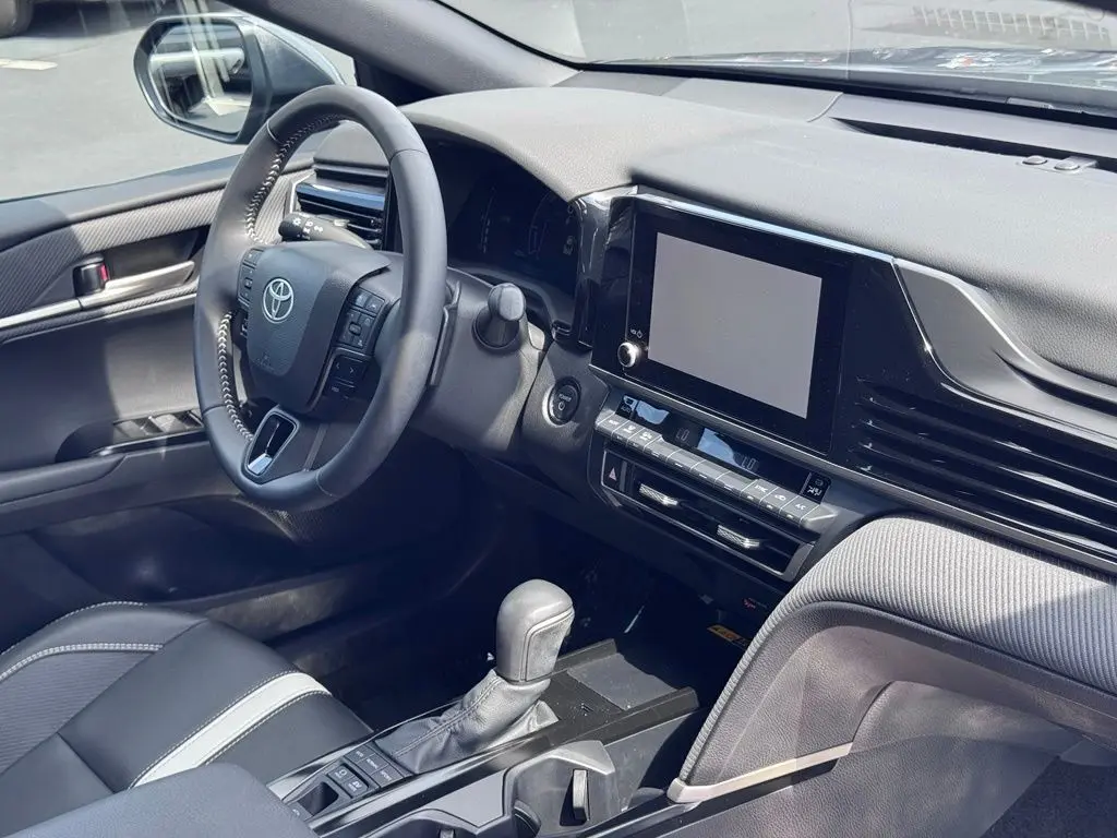 2025 Toyota Camry - $28,528