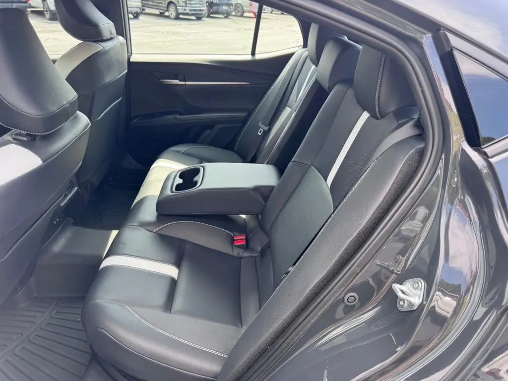 2025 Toyota Camry - $28,528