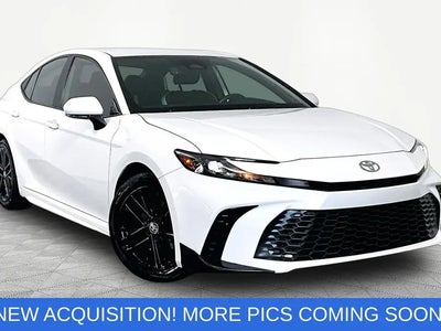 2025 Toyota Camry SE 4DR Sedan