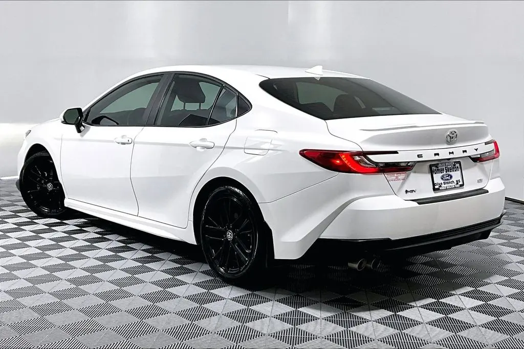 2025 Toyota Camry - $29,591