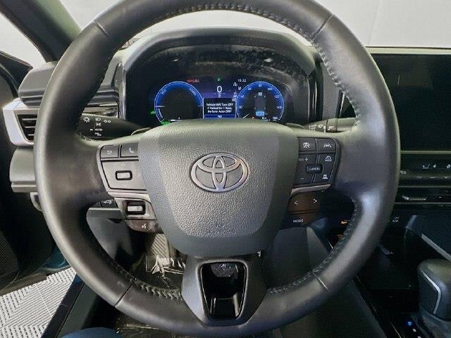 2025 Toyota Camry - $33,800