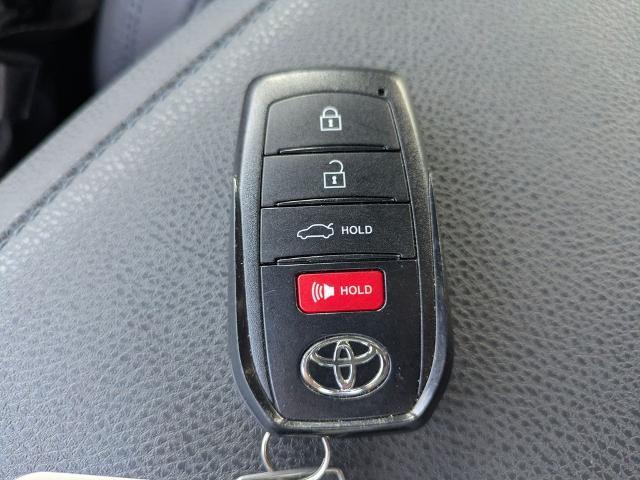 2025 Toyota Camry - $33,500