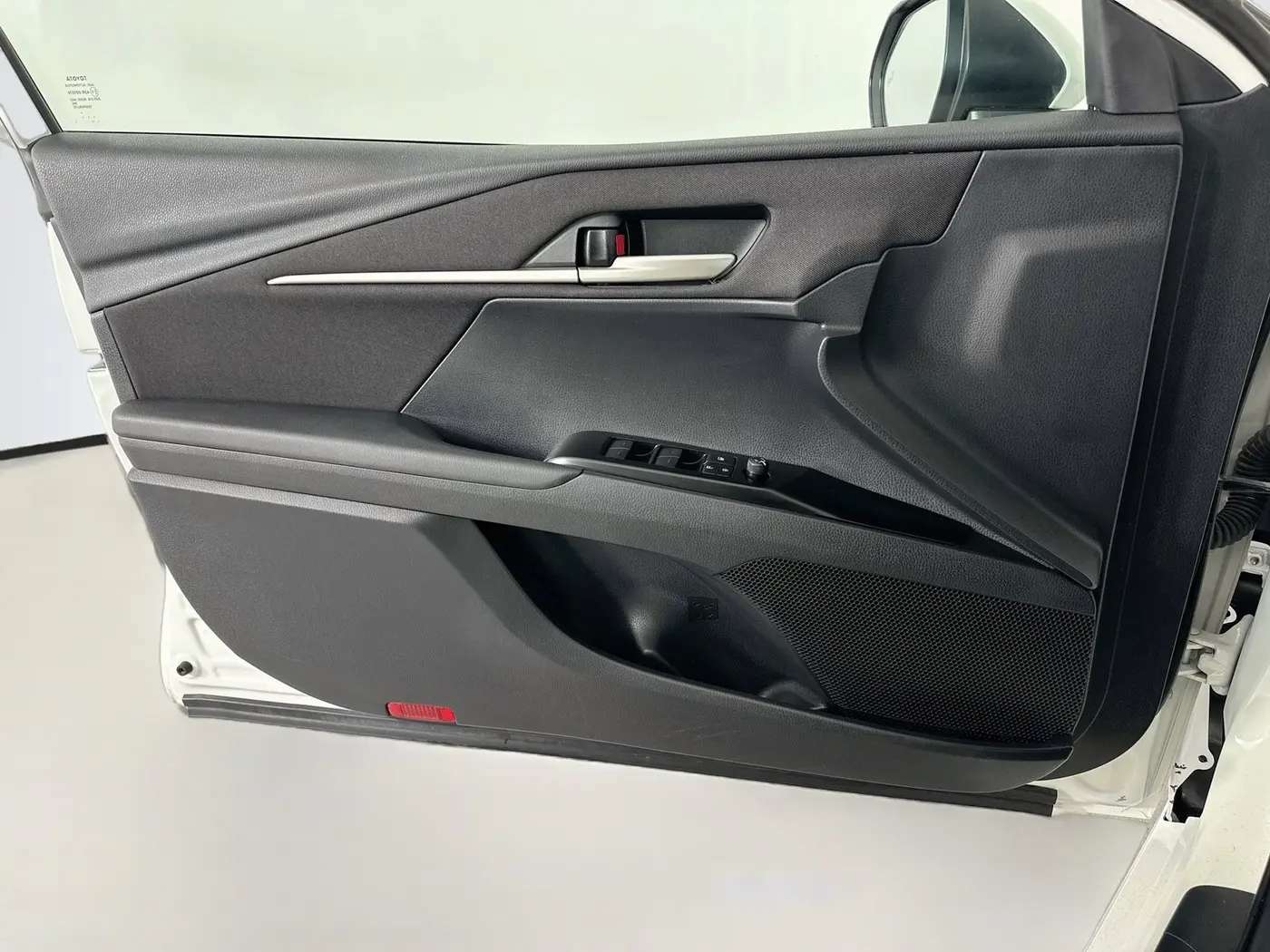 2025 Toyota Camry - $25,585