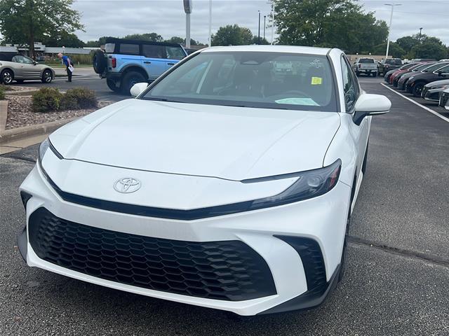 2025 Toyota Camry - $27,900