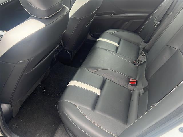 2025 Toyota Camry - $27,900