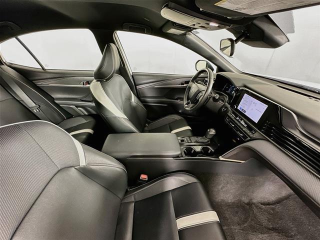 2025 Toyota Camry - $27,900