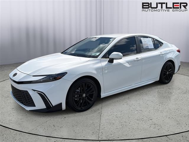 2025 Toyota Camry - $28,900