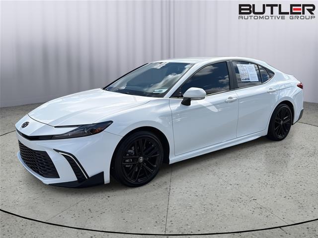 2025 Toyota Camry - $28,900