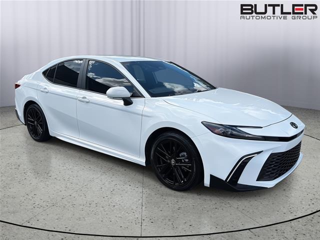 2025 Toyota Camry - $28,900