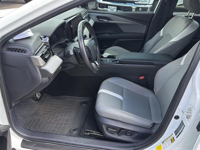 2025 Toyota Camry - $28,900