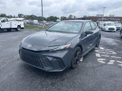 2025 Toyota Camry SE 4DR Sedan