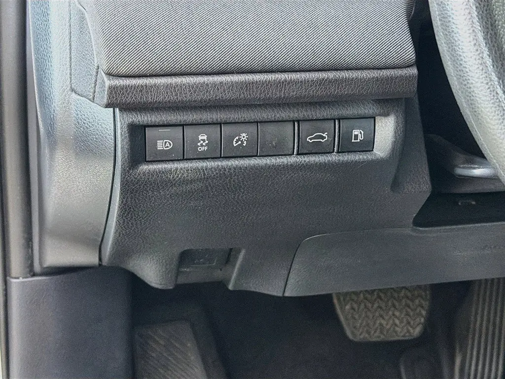 2025 Toyota Camry - $21,999