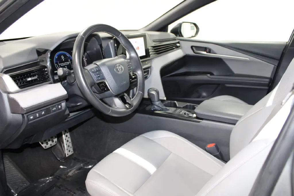 2025 Toyota Camry - $28,448