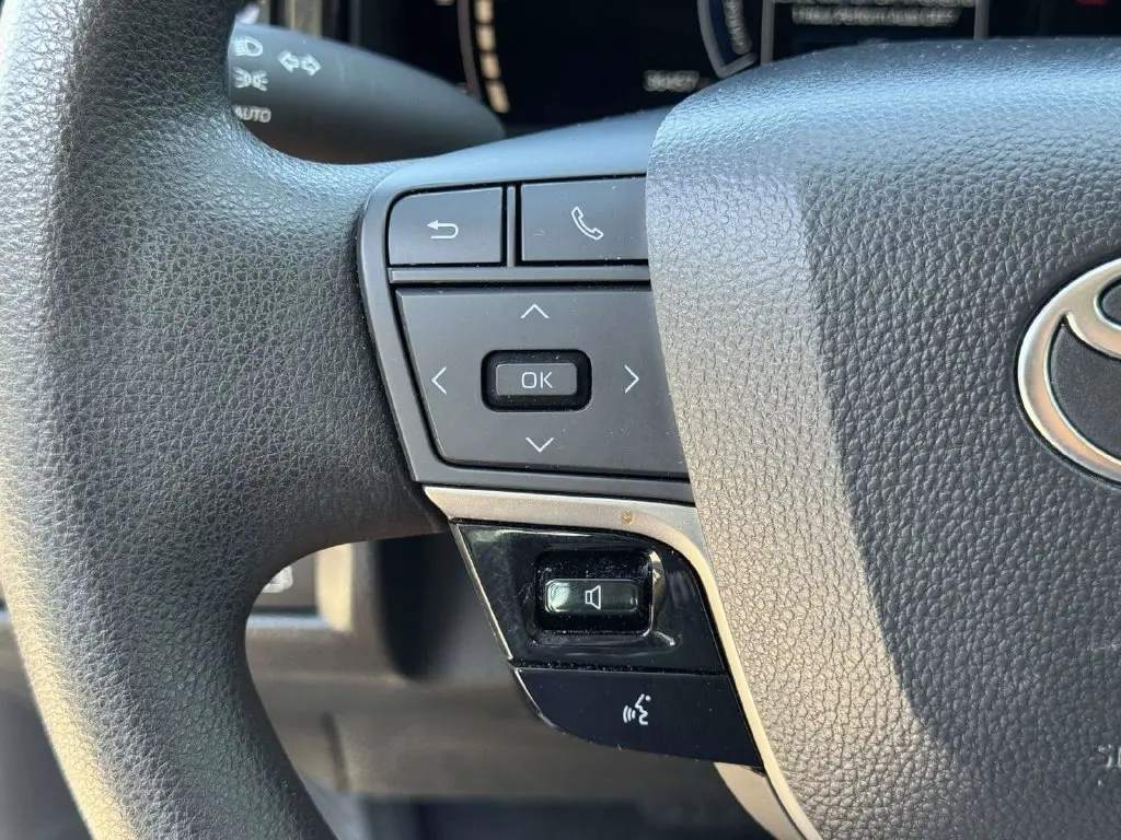 2025 Toyota Camry - $25,200