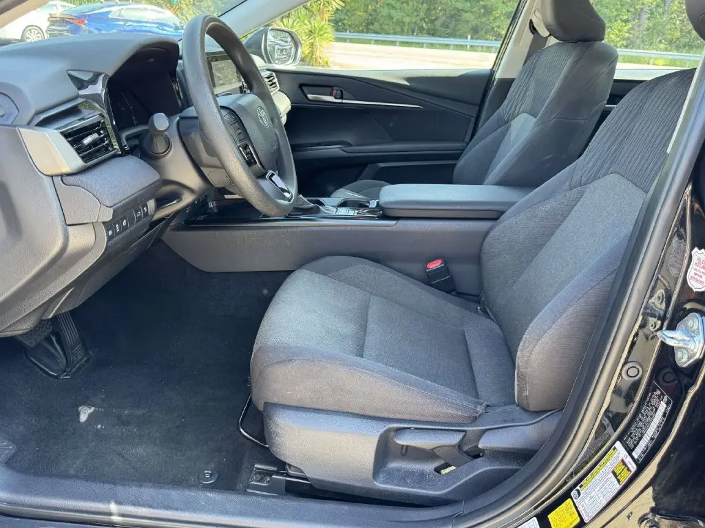 2025 Toyota Camry - $25,200