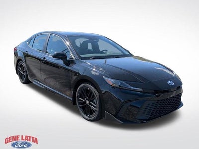2025 Toyota Camry SE 4DR Sedan