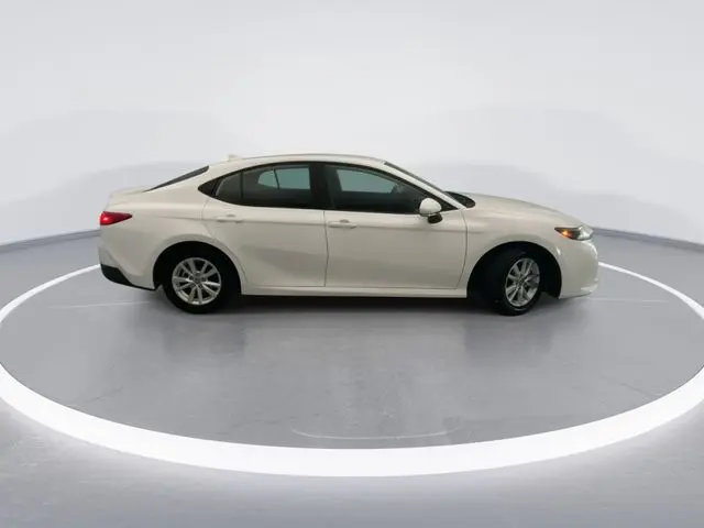 2025 Toyota Camry - $28,043
