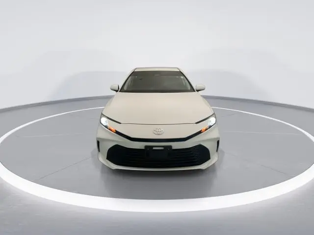 2025 Toyota Camry - $28,043