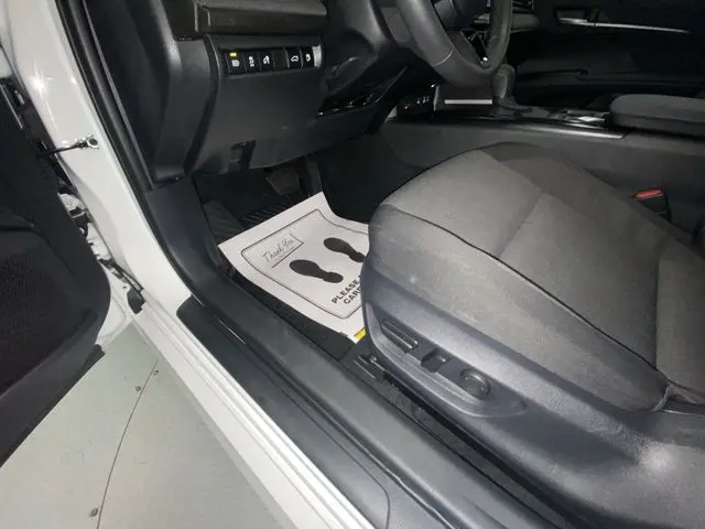2025 Toyota Camry - $28,043