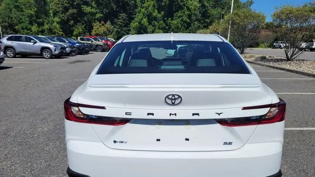 2026 Toyota Camry SE