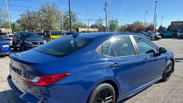 2025 Toyota Camry SE