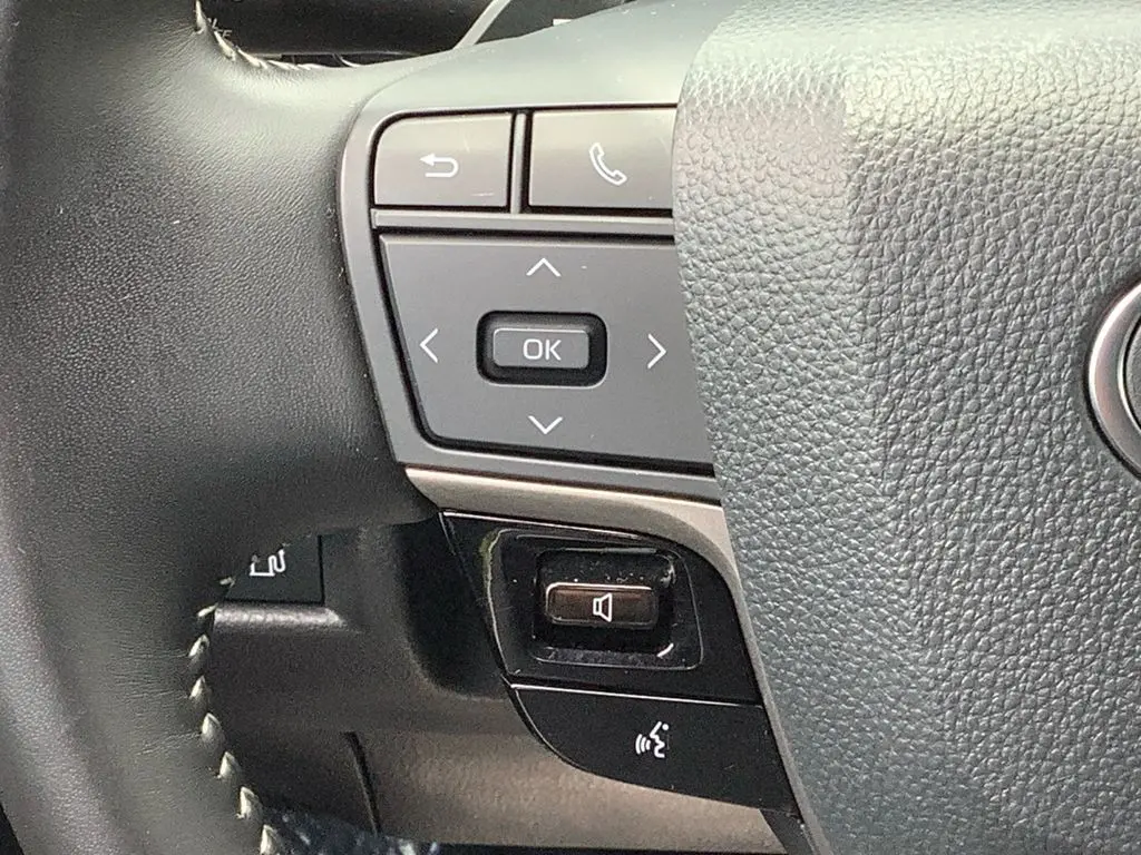 2025 Toyota Camry - $26,000