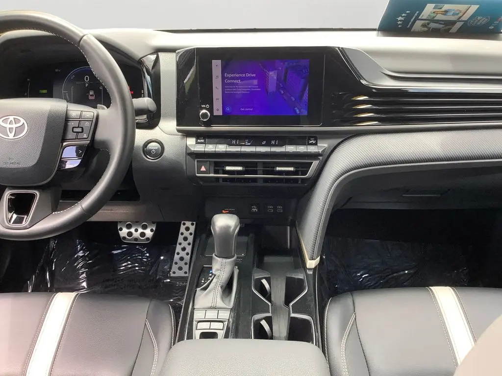 2025 Toyota Camry - $26,000