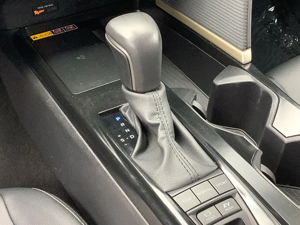 2025 Toyota Camry - $26,000