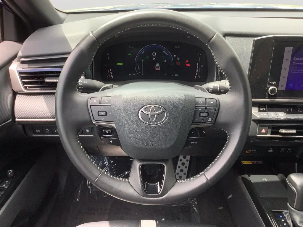 2025 Toyota Camry - $25,500