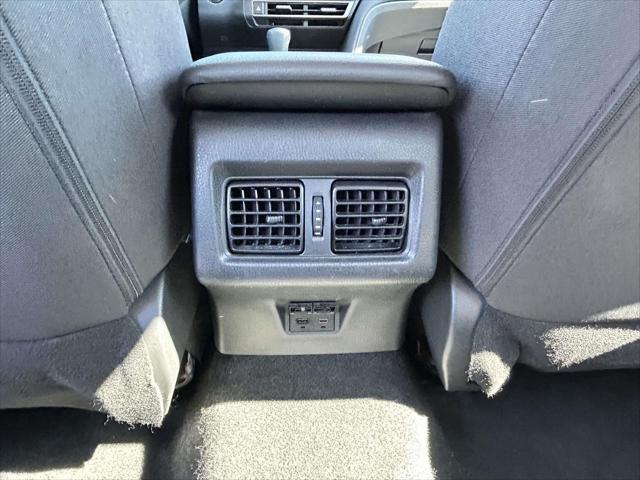 2025 Toyota Camry - $28,551