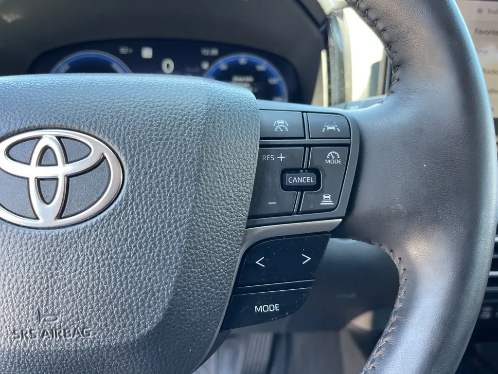 2025 Toyota Camry - $33,714