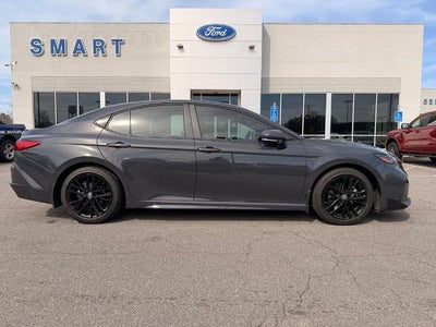 2025 Toyota Camry SE 4DR Sedan