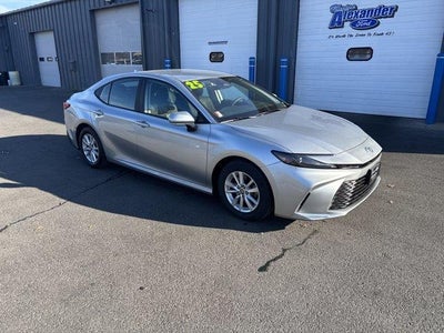 2025 Toyota Camry LE 4DR Sedan
