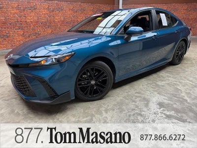 2025 Toyota Camry SE 4DR Sedan