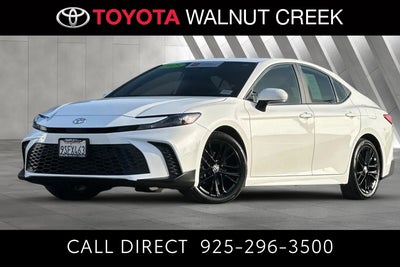 2025 Toyota Camry SE 4DR Sedan