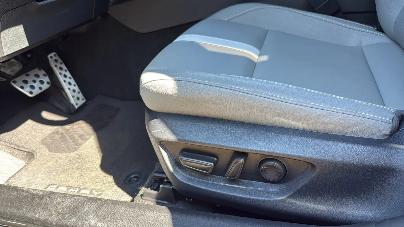 2025 Toyota Camry - $30,319